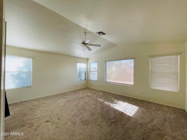 Building Photo - 1604 W Enfield Way