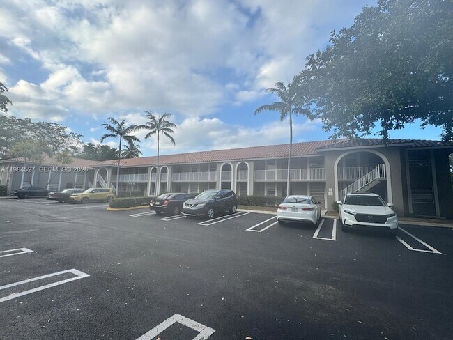 Building Photo - 11207 Royal Palm Blvd