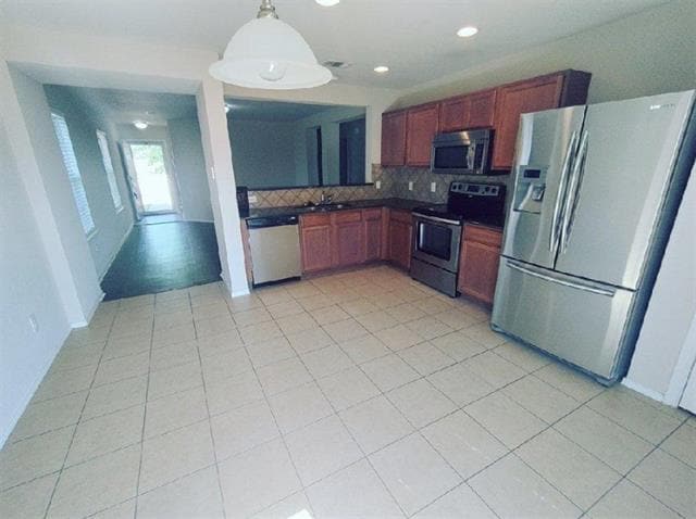 Building Photo - 8829 Valley River Dr