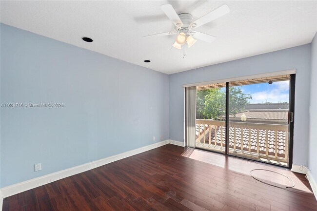 Building Photo - 1709 St Andrews Rd