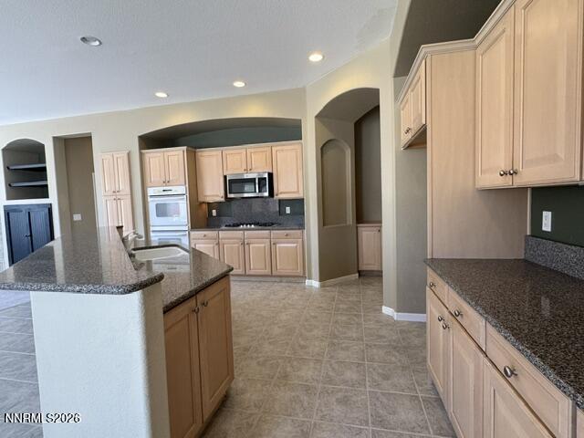 Building Photo - 2837 Orion Dr
