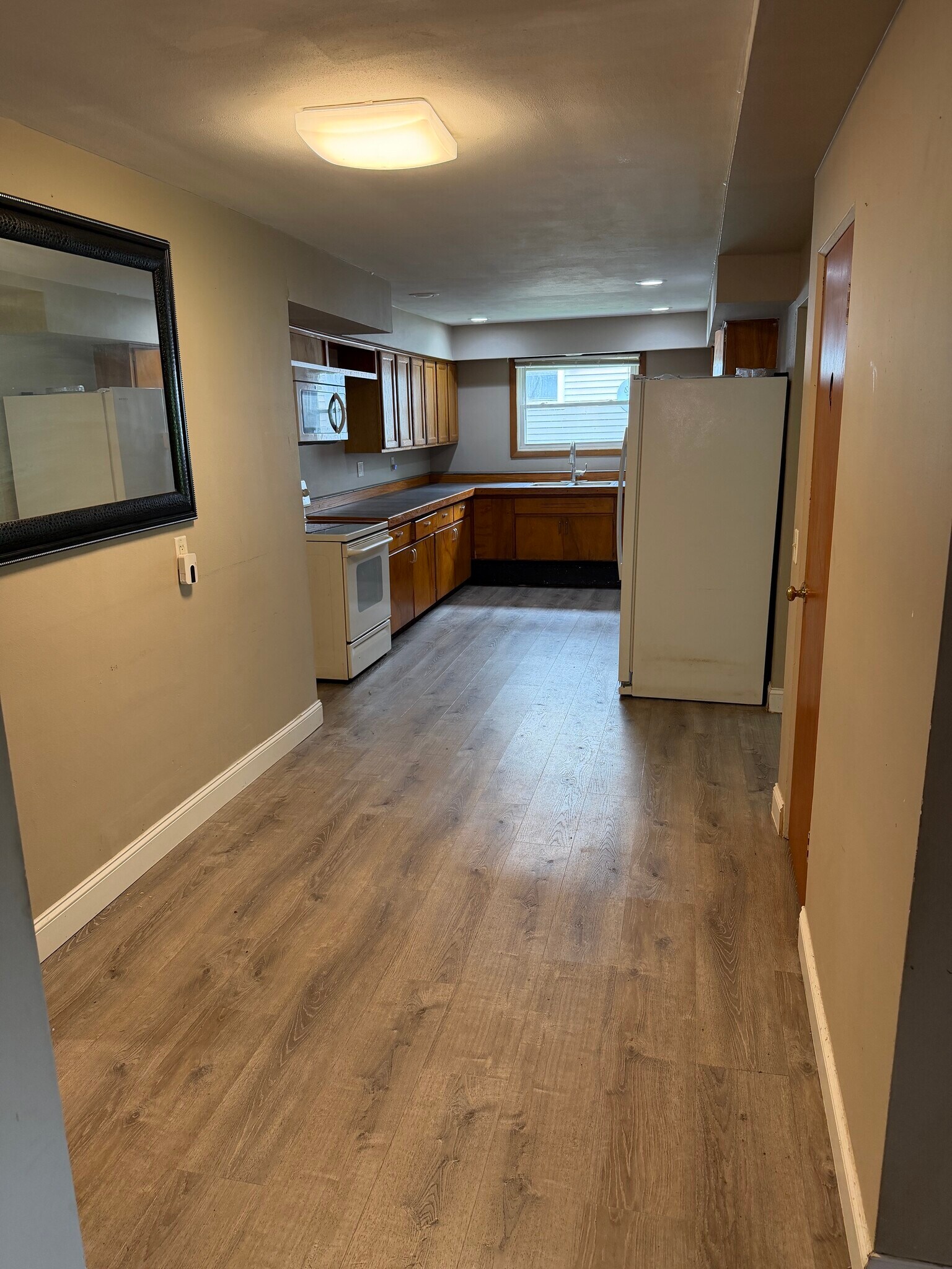 Building Photo - 1505 Steensland Dr