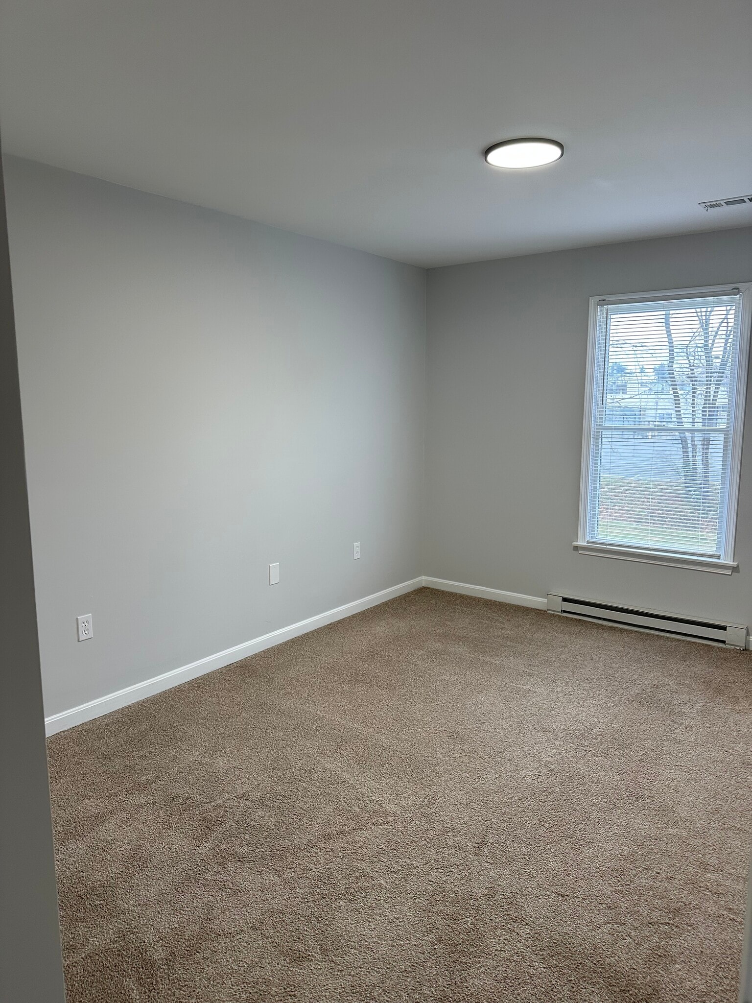 Building Photo - 138 Harvard Rd