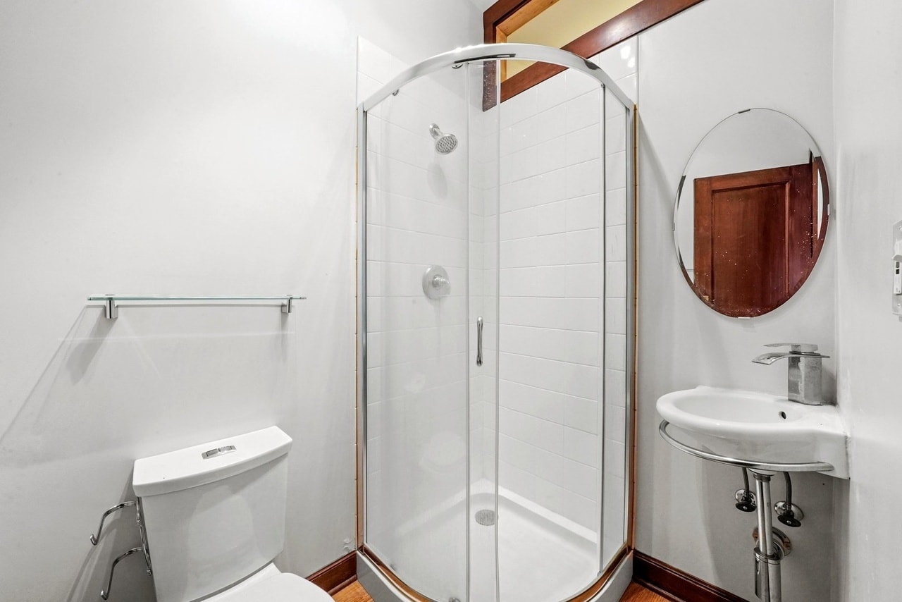 Bathroom 2 - 5520 S Cornell Ave