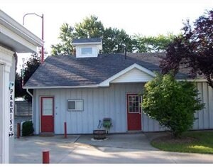  - 919 Powell Ave