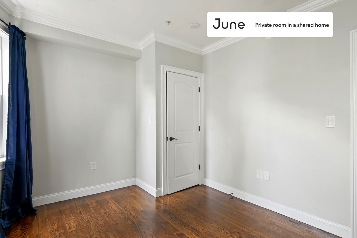 Building Photo - Room in Shared 4 bed/1.5 bath home in Brighton