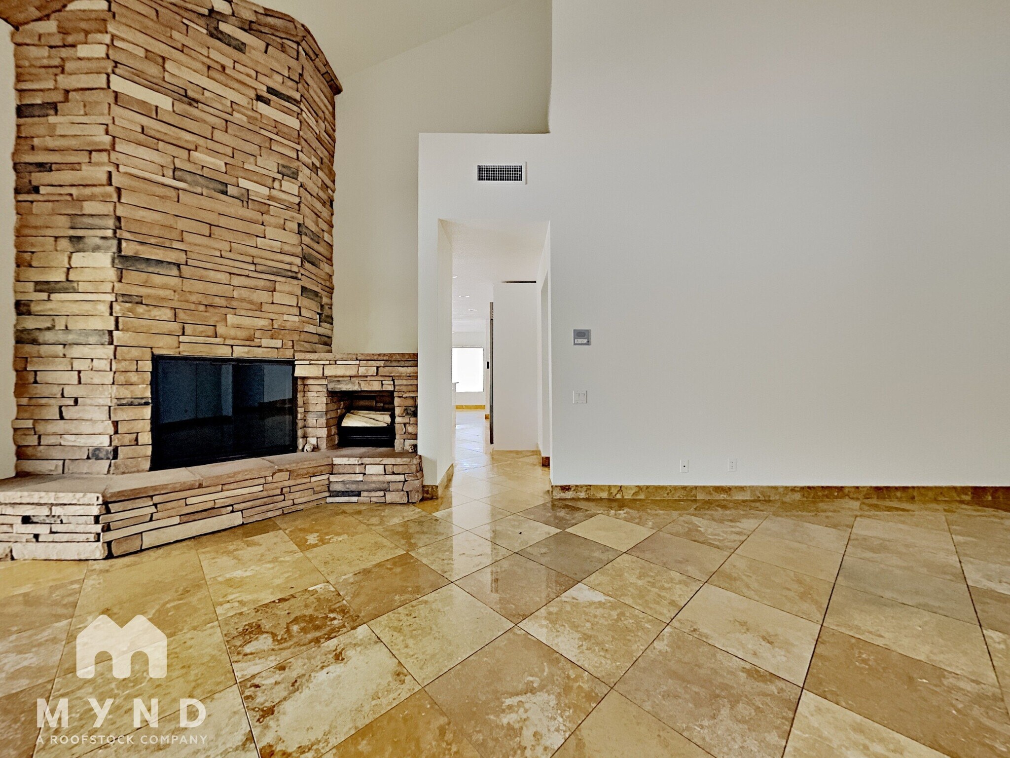 Building Photo - 8260 E Sutton Dr