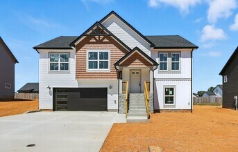 Building Photo - Brand New 4 Bed / 3 Bath Home For Rent
