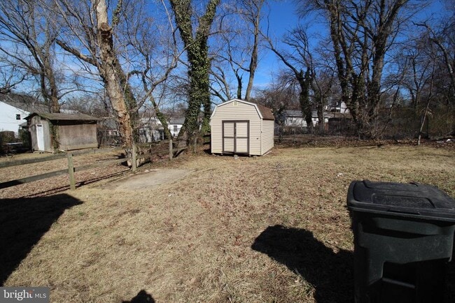 Building Photo - 5522 Addison Rd