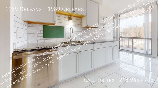 Building Photo - 1989 Orleans St