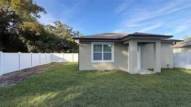 Building Photo - 708 S Thacker Ave