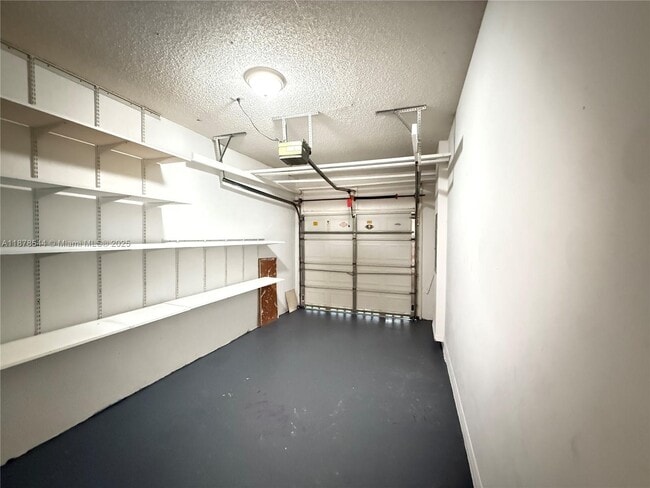 Building Photo - 2209 SE 23rd Rd