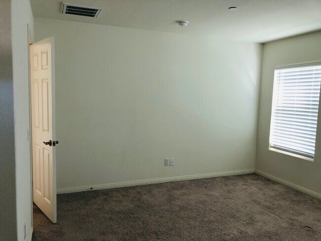 Building Photo - 32273 Wild West Ct