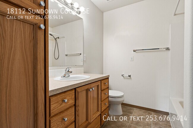 Building Photo - 18112 Sundown Ct SE