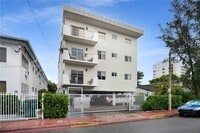 Building Photo - 7925 Carlyle Ave