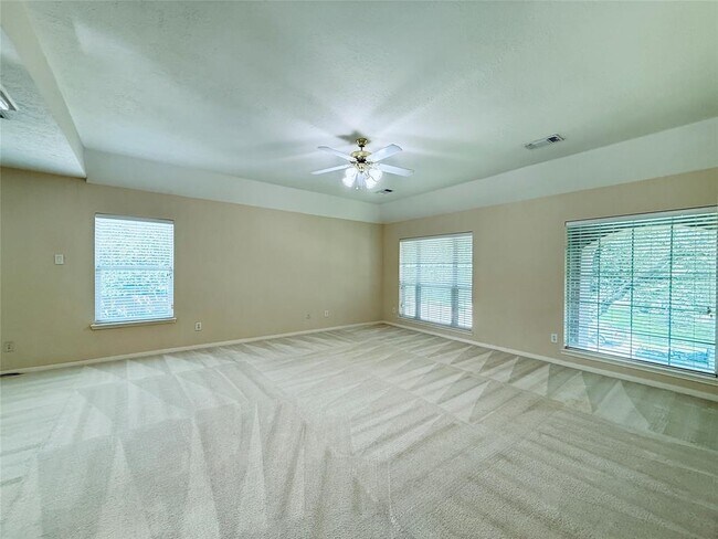 Building Photo - 2110 Winding Springs Dr