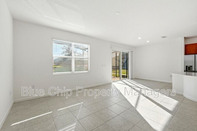 Building Photo - 211 Ballo Dr