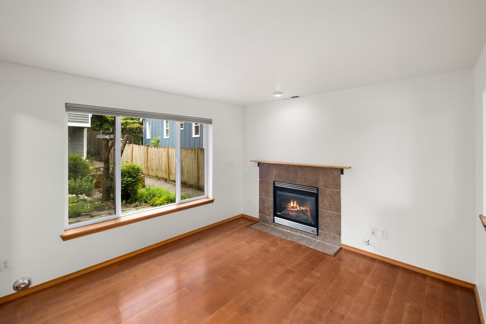Building Photo - 8823 Delridge Way SW