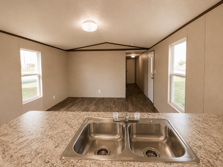 Building Photo - 2601 Leary Ln