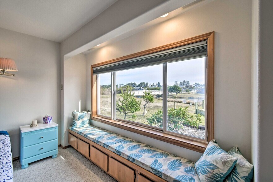 Building Photo - 34910 G St