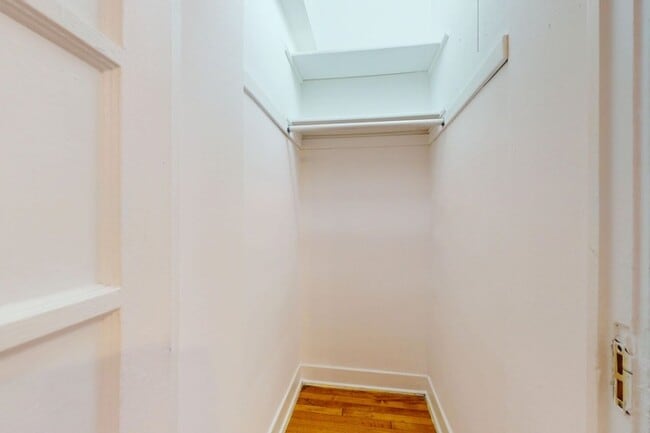Floorplan - 5528-5532 S. Everett Avenue