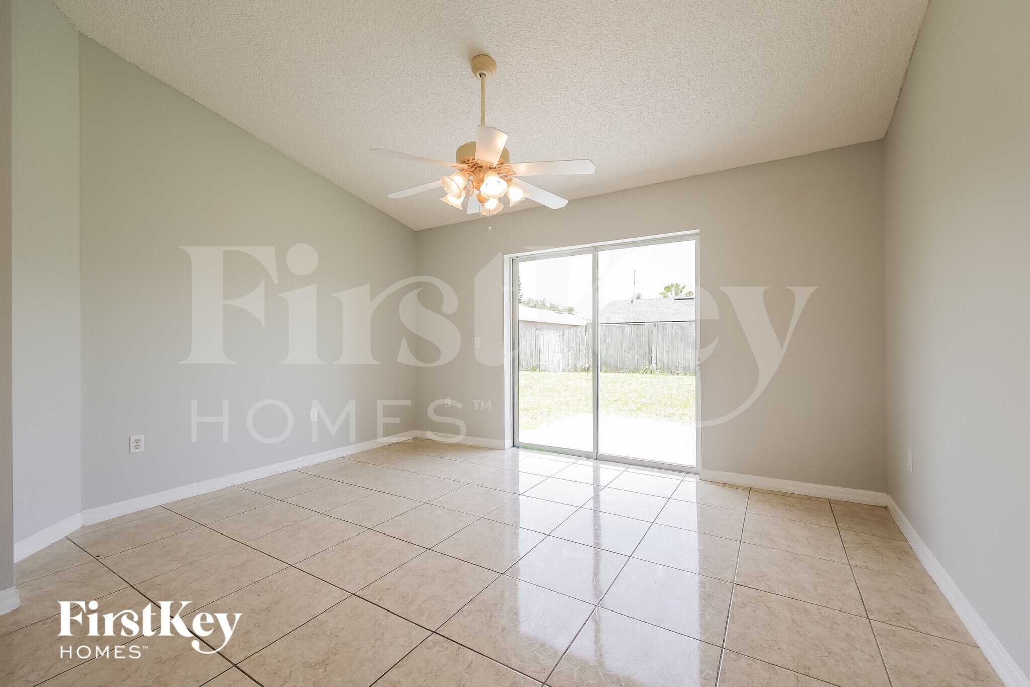 Building Photo - 827 Massy Ct