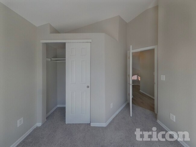 Building Photo - 10893 Bullock Ct