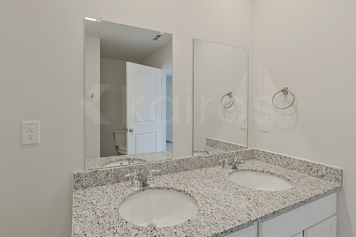 Building Photo - 331 Ironwood Ct
