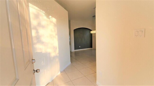 Building Photo - 5610 Scoria Rock Dr