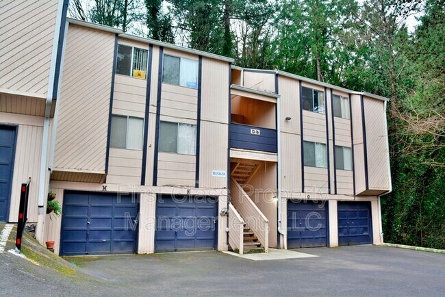 Building Photo - 3648 SW Beaverton Hillsdale Hwy