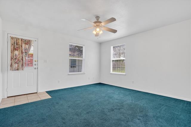 Building Photo - 509 W Cedar St