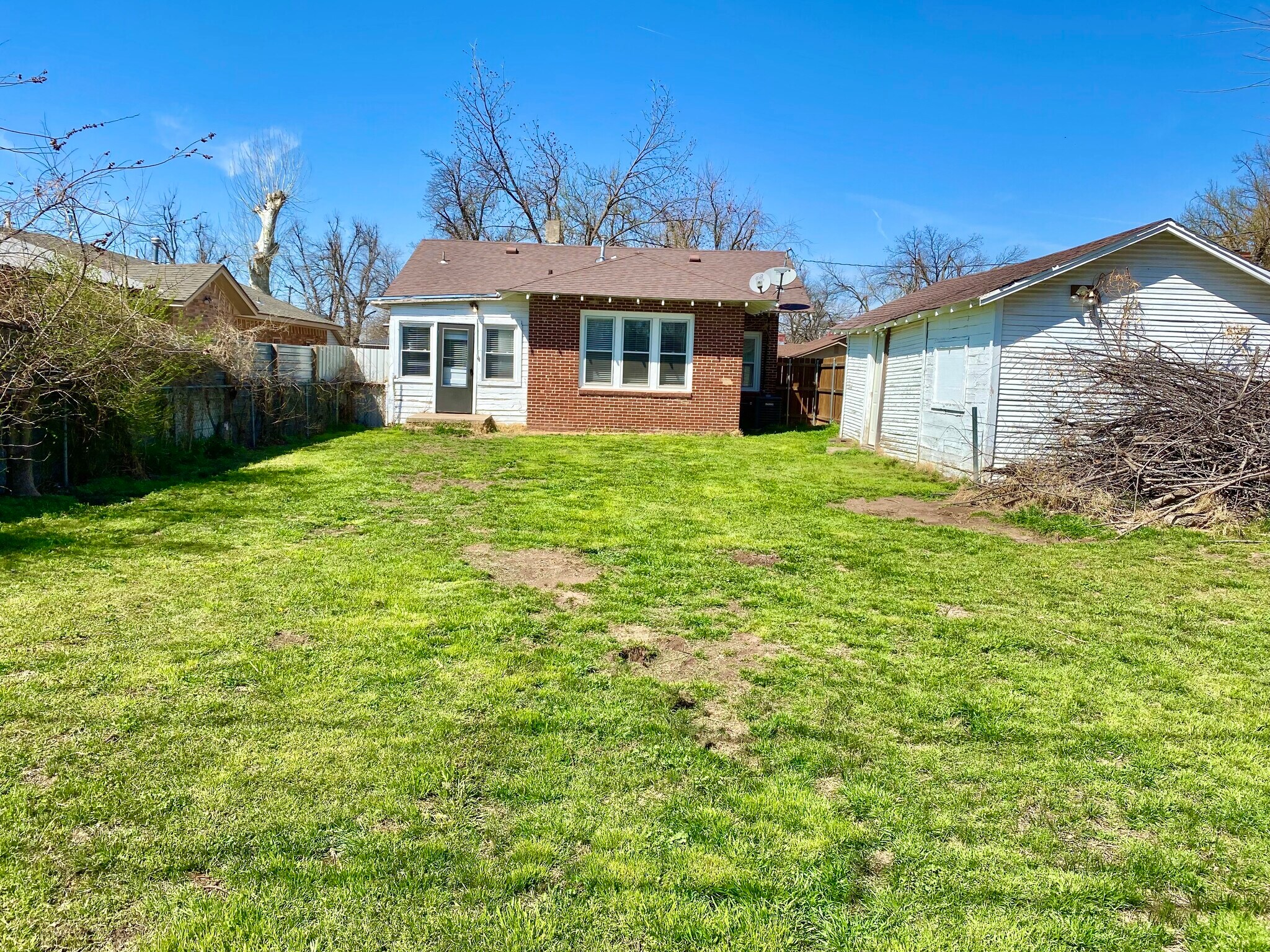 Backyard - 2812 NW 15th St