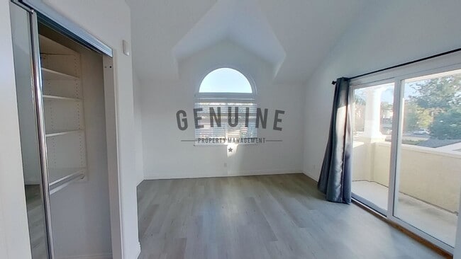 Building Photo - COMING SOON: Beautiful 3BD 3.5BA Townhome ...