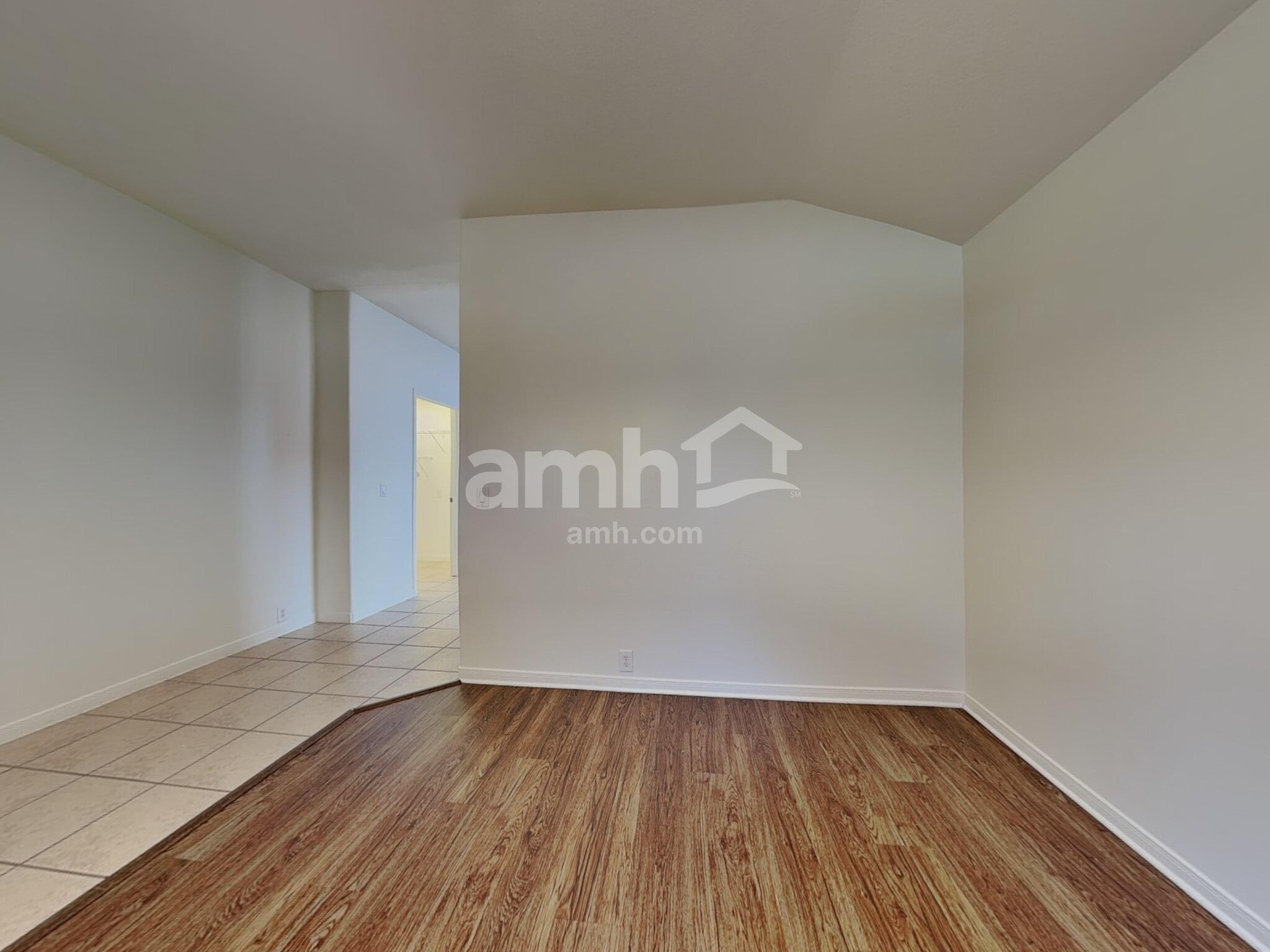 Building Photo - 16623 Grenada Falls Dr