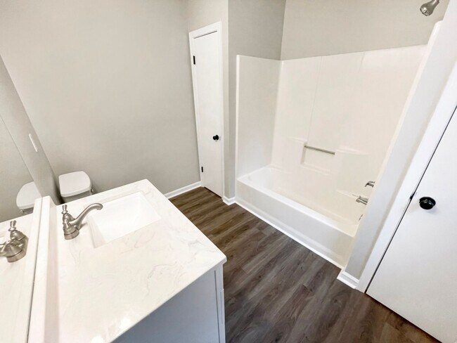 Building Photo - Powder Springs - 3BR - Fully Renovated