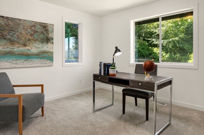 Building Photo - Beautiful Home in Mukilteo with Panoramic ...