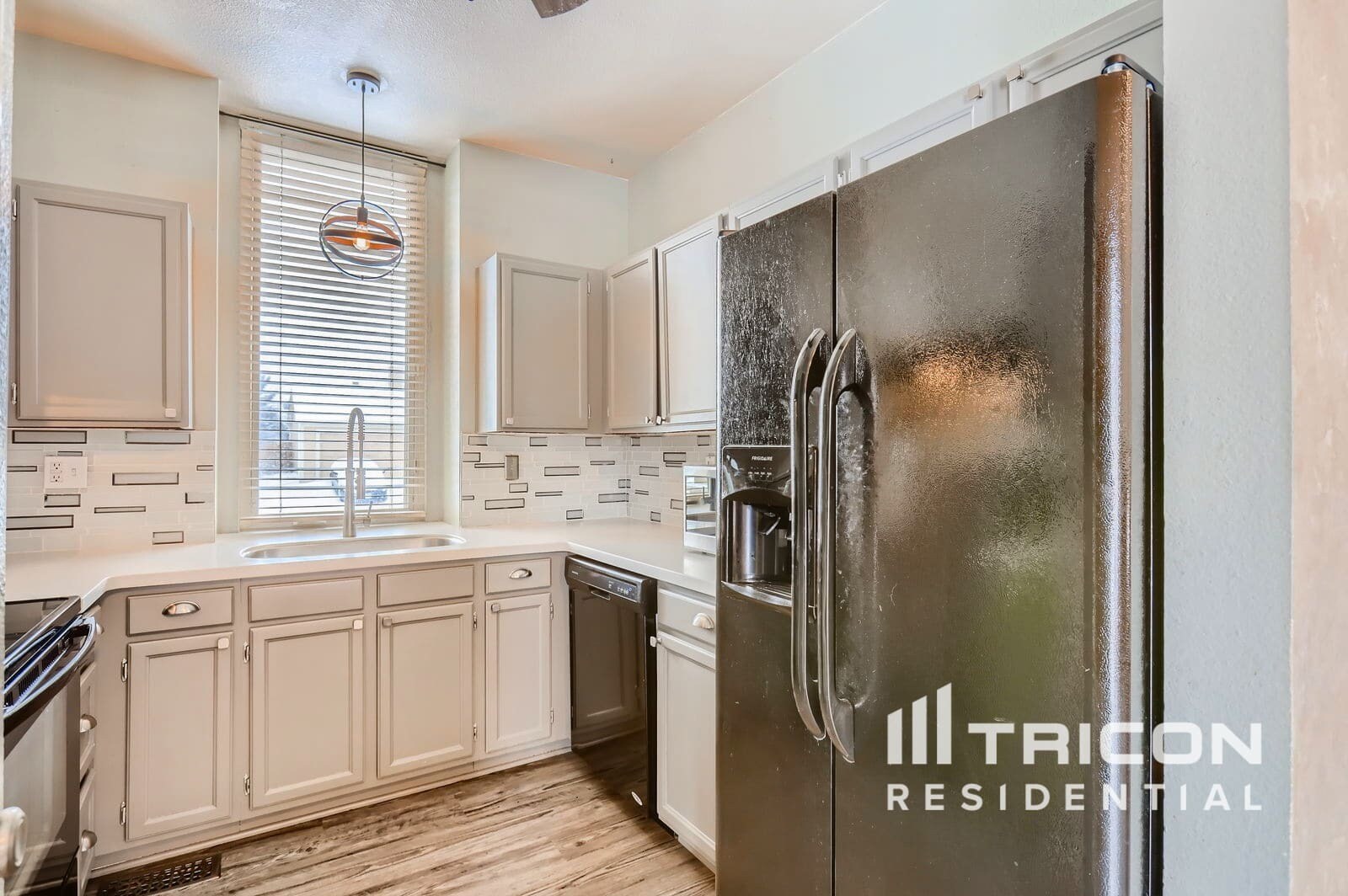 Building Photo - 19897 E Brown Pl