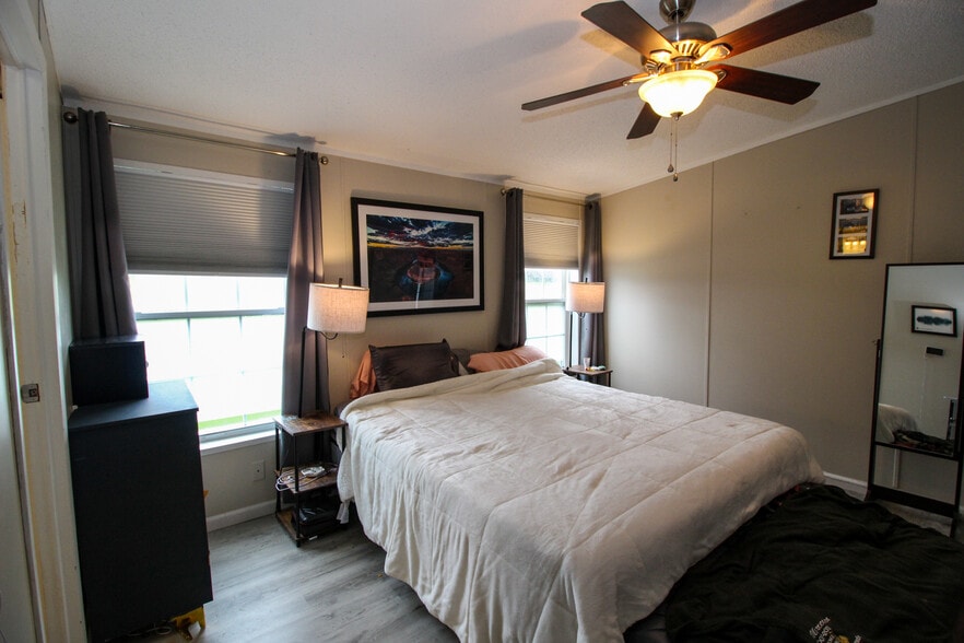 Master Bedroom - 17765 County Route 59