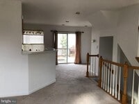 Building Photo - 9614 Scales Pl