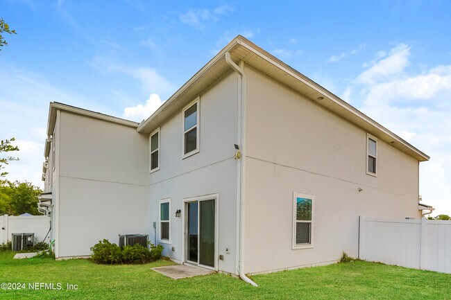 Building Photo - 516 Eiseman Wy