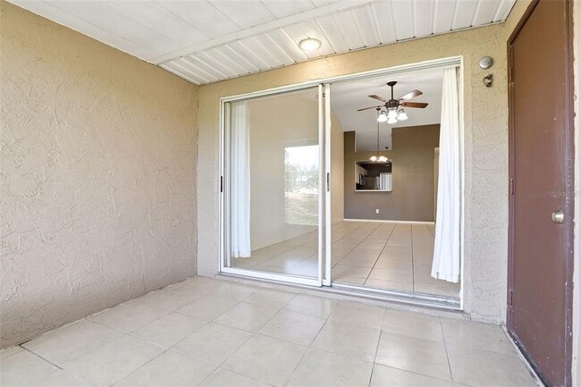 Building Photo - 917 Pebble Creek Cir