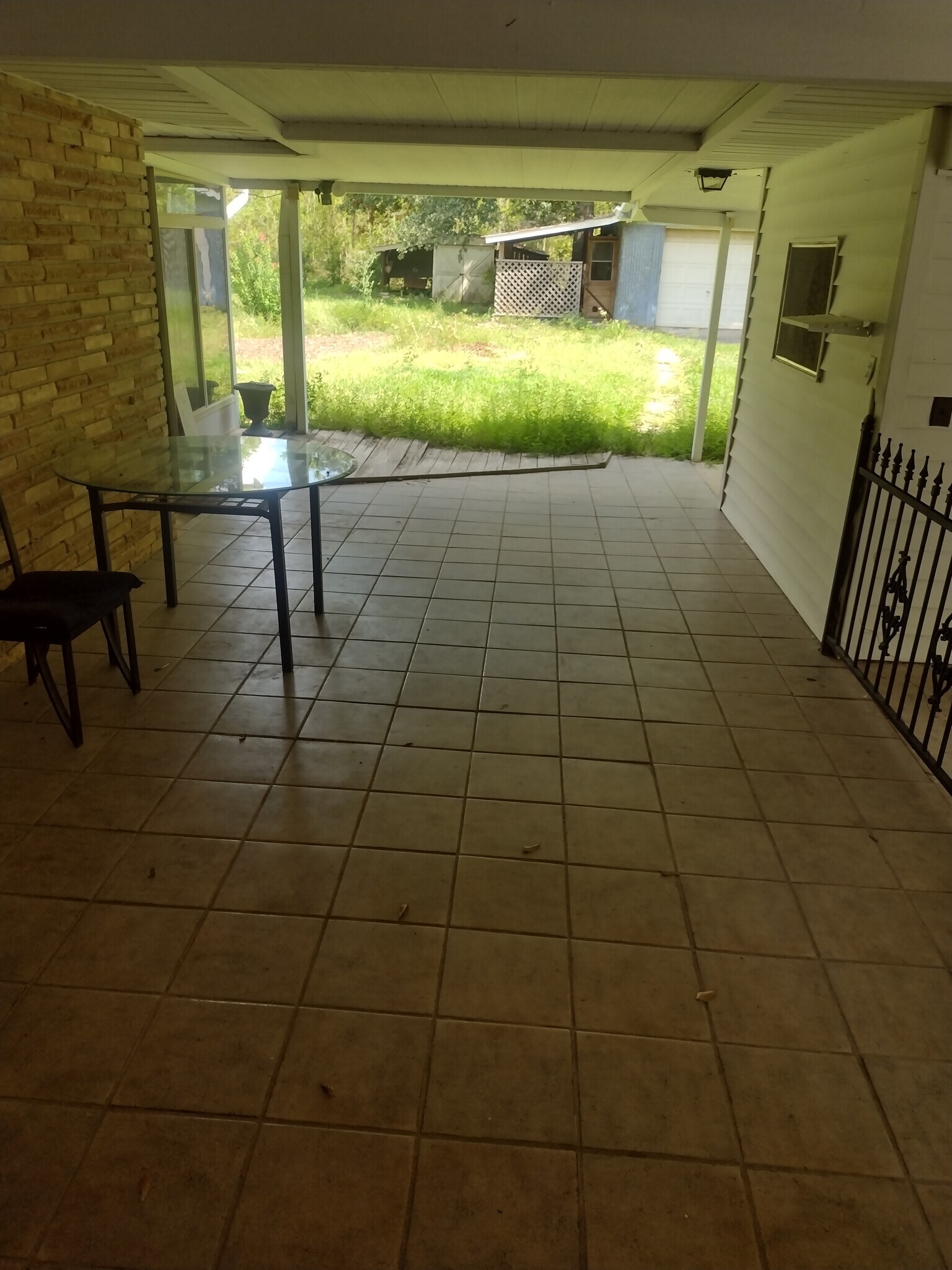 Building Photo - 1620 Landry Dr