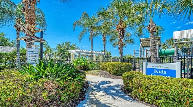 Building Photo - 1424 Blue Horizon Circle