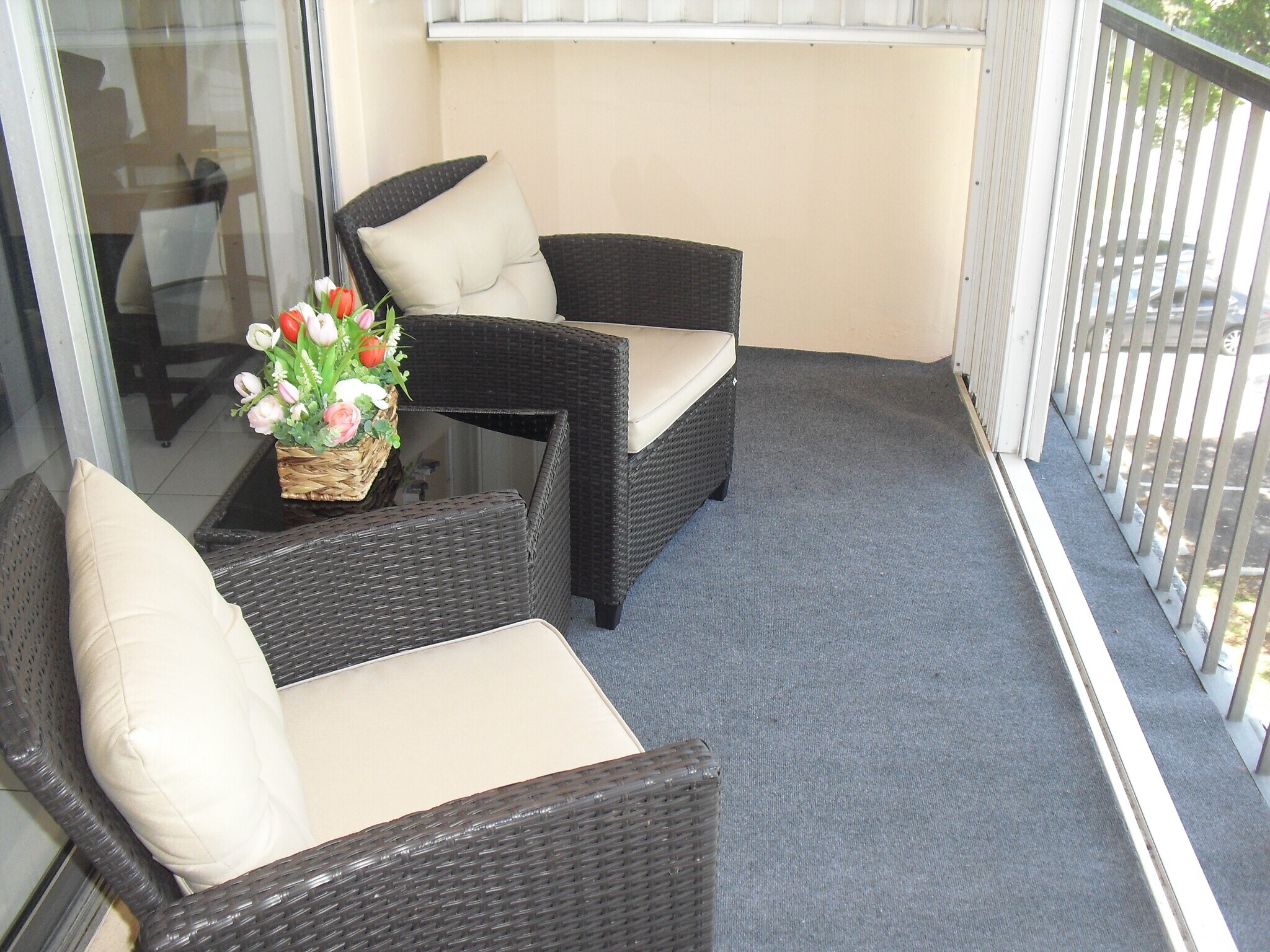 Building Photo - 4156 Inverrary Dr