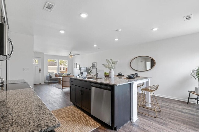 Building Photo - New Beginnings Start At AMRR: 4 BED/ 2 BATH IN DECATUR ISD