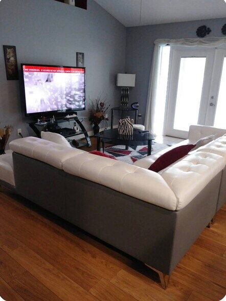 Building Photo - 2827 Bolton Bnd