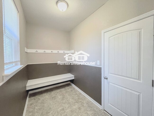 Building Photo - 4644 Indiana Ave