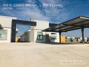 Building Photo - 909 W Carmel Ave