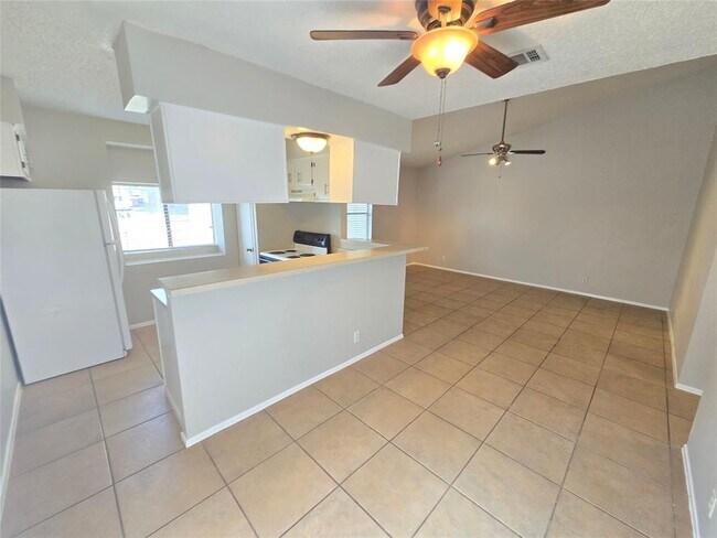 Building Photo - 12601 Teague Trail