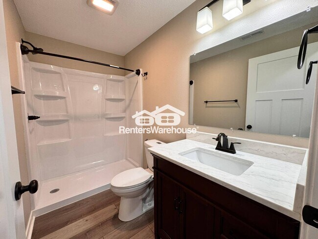 Building Photo - 1200 Locust St